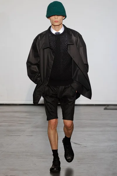 Look 14
